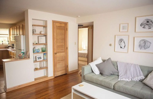 Westerville Wohnung | Cozy Modern Garden Flat