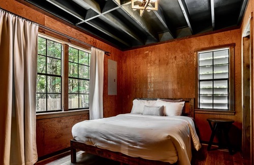 Walnut Mountain Kabine | Cozy Mountain Cabin near Blue Ridge and Ellijay