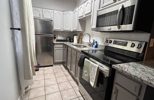 South Side Flats Wohnung | ⁂ Cozy Nook off Carson - Free Parking & Private Entry ⁂