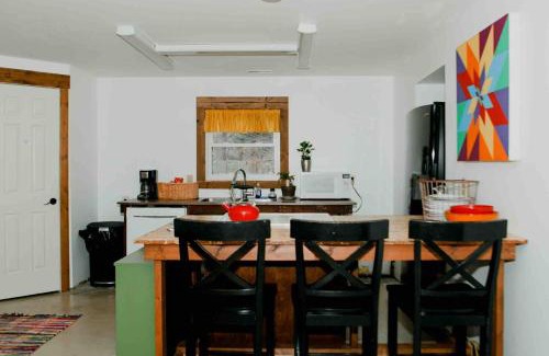 Harbert Haus | Cozy Oasis by Lake MI with Hot Tub