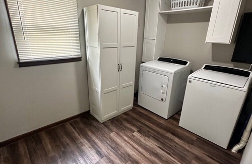 Lawrence Haus | Cozy on Campus! Keep it simple at this centrally-located place on the KU Campus.