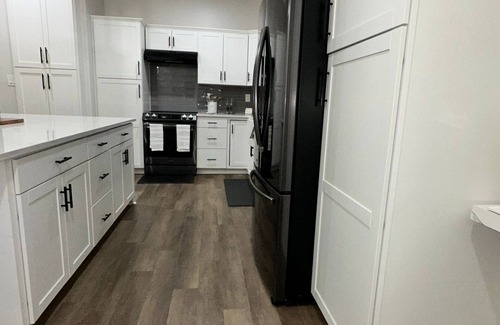 Pelham Haus | Cozy Pelham Cottage – Minutes from Oak Mountain Park/Pet-Friendly fees apply