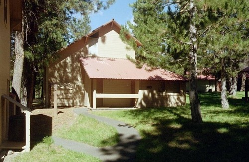 Sunriver Kabine | Ranch Cabin, 6 SHARC-Pässe (unbegrenzt), kostenfreies WLAN, ab 95 USD pro Nacht