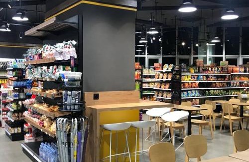 Chow Kit Wohnung | Cozy Regalia KL 吉隆玻 LRT & KTM @1 Parking & WIFI