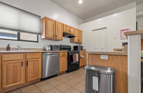 Sierra Vista Haus | Cozy/Relaxing Home in Sierra Vista