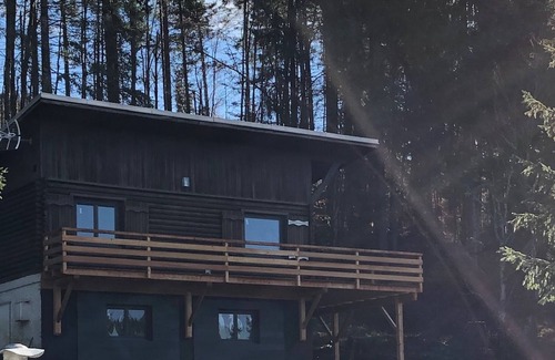 Premanon Skihütte | COSY RENOVATED CHALET und bequem von 4 bis 10 Personen