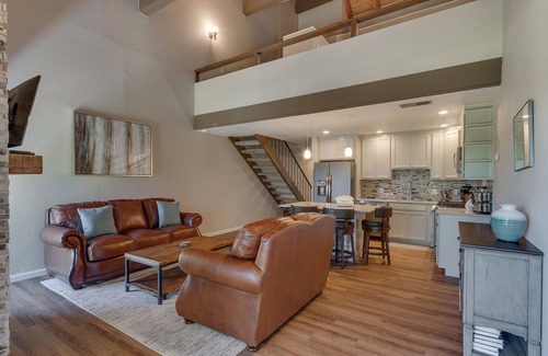 Carnelian Woods Eigentumswohnung | Gemütlicher Rückzug: 2 BR, 2 BA Eigentumswohnung in Carnelian Bay, 6 Personen