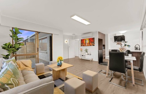 Henderson Haus | Cozy Retreat in Henderson