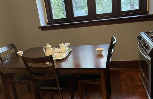 Grand Rapids Wohnung | Cozy retreat ! Spacious family friendly 10 minutes away from downtown