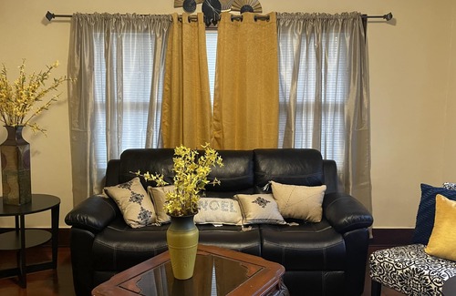 Grand Rapids Wohnung | Cozy retreat ! Spacious family friendly 10 minutes away from downtown