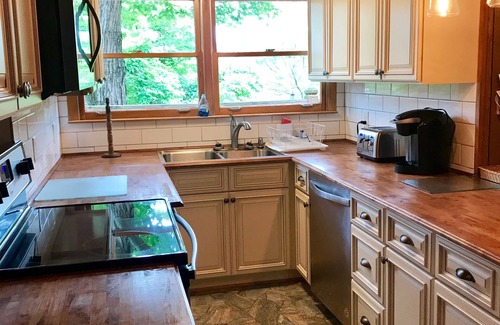 Big Creek Kabine | Neu renovierte, rustikale Hütte!