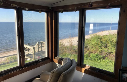 Northville Haus | Cozy Rustic Cottage overlooking the Long Island Sound