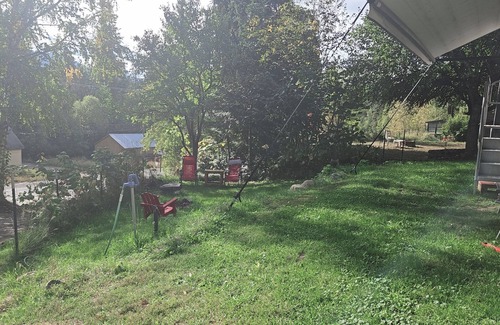 Metaline Haus | Cozy RV with AC and WiFi in Marvelous Metaline