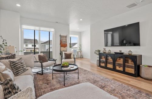 Mountain Green Haus | Cozy Ski Getaway in Mountain Green