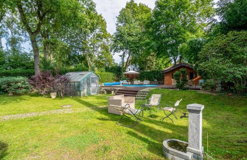 Kolonie Kleinmachnow Wohnung | Cozy Souterrain-Flat with Sauna