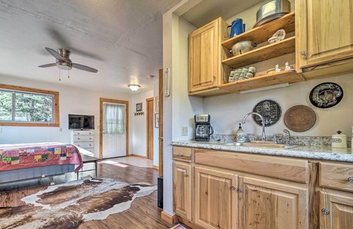 Cortez Wohnung | NEW! Cozy Southwest Colorado Studio: Dog Friendly!