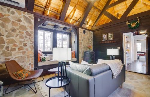 Cook Station Haus | Cozy Steelville Retreat River and Trail Access!