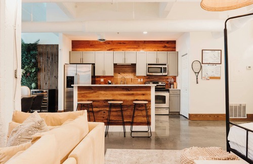 Old Fourth Ward Wohnung | Cozy studio on the ATL Beltline FREE Parking!