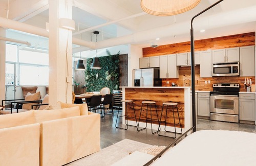 Old Fourth Ward Wohnung | Cozy studio on the ATL Beltline FREE Parking!