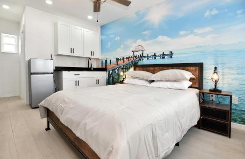 Daytona Beach Shores Hotel | Cozy Studio Suite Near Beach W Kitchenette #5