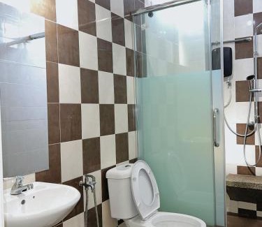 Nibong Tebal Haus | Cozy Suite with Twin Beds & Lounge