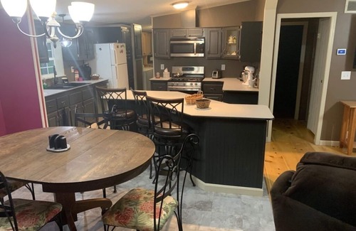 Hoosick Falls Haus | Buchen Sie jetzt Ihren Skiverleih!