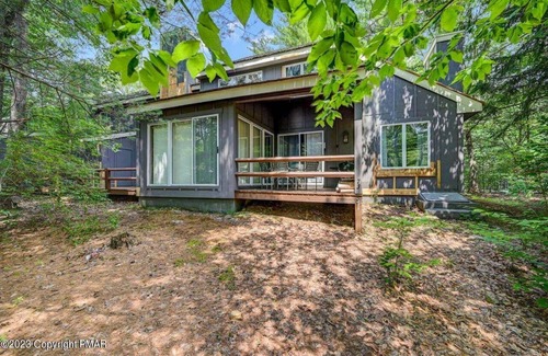 White Haven Haus | Cozy Townhouse in Jack Frost Ski Resort with hot tub