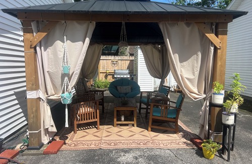 Ashtabula Hütte | Cozy Vibe, Clean, Beach Access, 10 mins to GOTL!