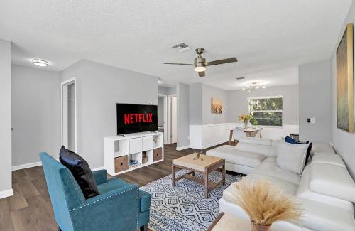 Orange City Haus | Cozy Villa with Spacious Outdoor Space