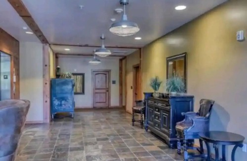 Kellogg Eigentumswohnung | Cozy1 Bedroom, 2 Queen size bed Penthouse in The Ridge at Silver Mountain