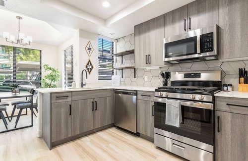 Kierland Wohnung | CozySuites at Kierland Commons