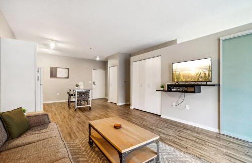 Mill District Wohnung | CozySuites Mill District with pool, gym #02