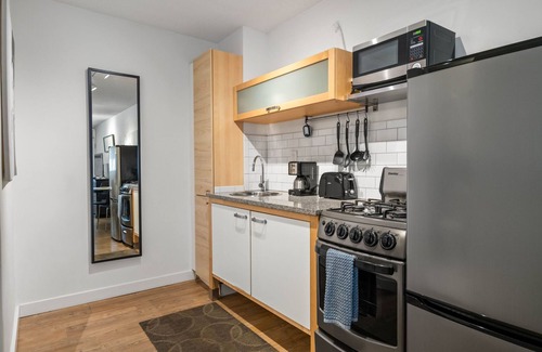 Brookwood Wohnung | Chic Premium Studio Apartment (D) - Beinhaltet wöchentliche Reinigung mit Wäschewechsel