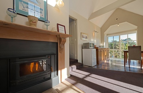 Grove Hütte | Crabtree River Cottages