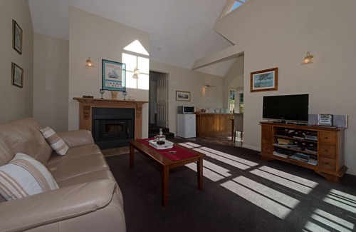 Grove Hütte | Crabtree River Cottages