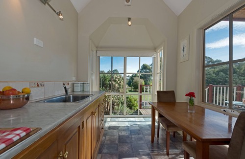 Grove Hütte | CRABTREE RIVER COTTAGES - EMILY COTTAGE