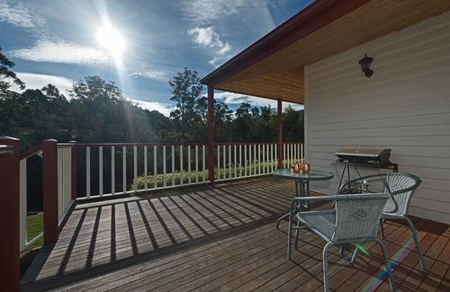 Grove Hütte | CRABTREE RIVER COTTAGES - EMILY COTTAGE