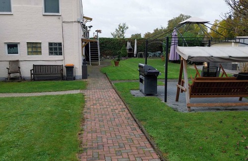 Hamm Wohnung | Craftsman/transitional apartment for max. 4 persons