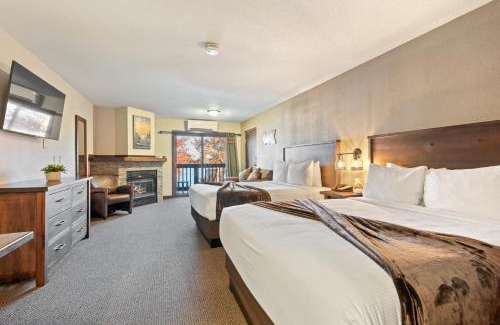 East Gull Lake Hotel | Cragun's Resort on Gull Lake