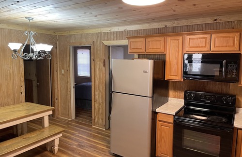 Oakland Kabine | Crappie Fishing, Hunting, ATV Trails, Boating, Fishing, State Park, Camping