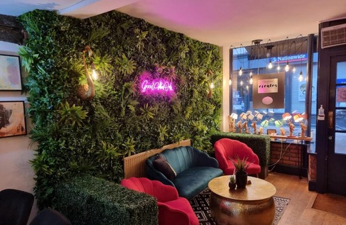 Monmouth Bed & Breakfast | Creates