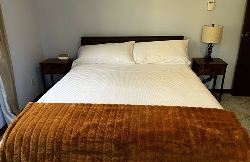 Conneaut Haus | Creek side retreat and breathtaking views! Moments from hunting and fishing!