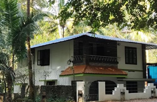 Ponmundi Haus | Creekshore Home Stay