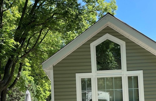 Wapakoneta Kabine | Creekside Getaway at Glacier Hill Lakes near Wapakoneta