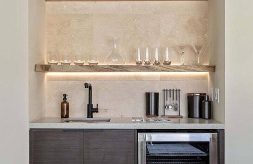 Panorama Heights Haus | Crest B at Panorama Villas by Fieldtrip | Luxury 2br retreat w pool