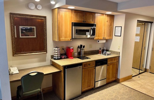 Crested Butte Eigentumswohnung | Crested Butte Condo with King Bed, Outdoor Pool and Hot Tub