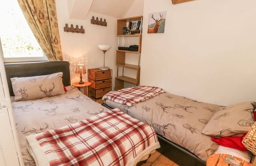 Cairnbaan Hütte | Crinan Canal Cottage Nr. 8 Cairnbaan Cottages