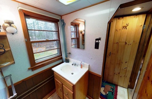 Northeast Somerset Kabine | Critter Cottage (Direct ATV/Snowmobile Access)