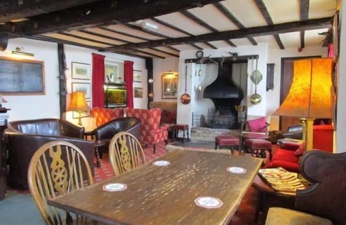 Chatteris Hotel | Cross Keys Hotel