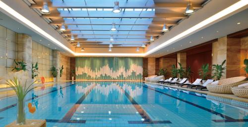 Ganjingzi Hotel | Crowne Plaza Dalian Sports Center by IHG